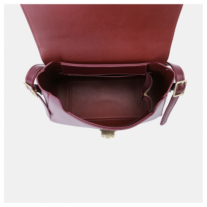 Wholesale Price Plain PU Leather Small Crossbody Bag with Metal Lock 