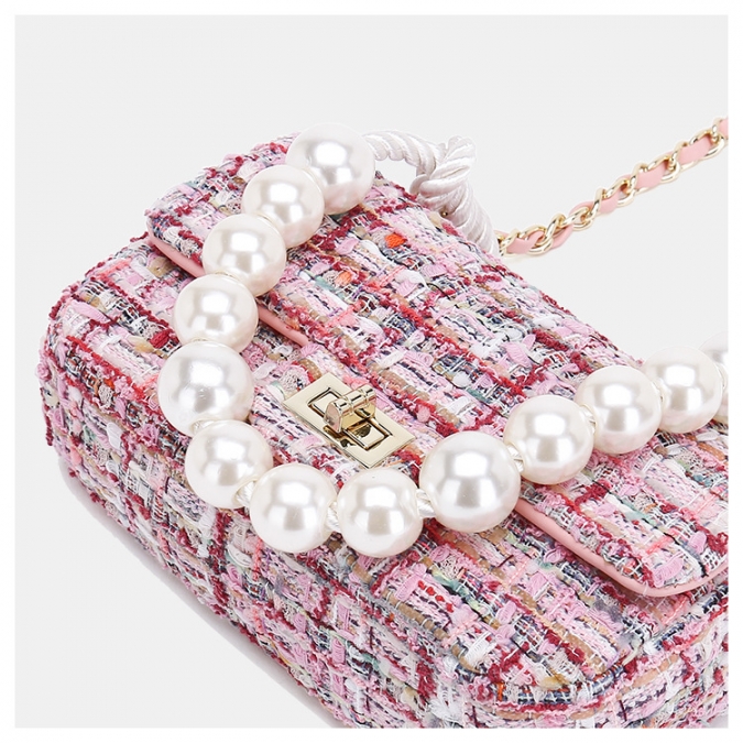 OEM Ladies Elegant Pearl Chain Knitted Soft Fabric Shoulder Sling Bag 