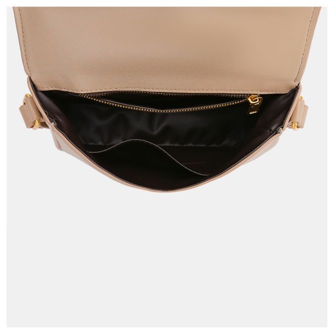 Custom Color Female Faux Leather Simple Crossbody Flap Tassel Bag 