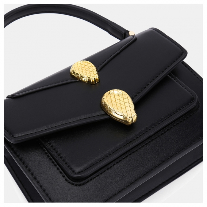 Authentic designer handbag wholesale pu leather square handbag with  snake head shape decoration 