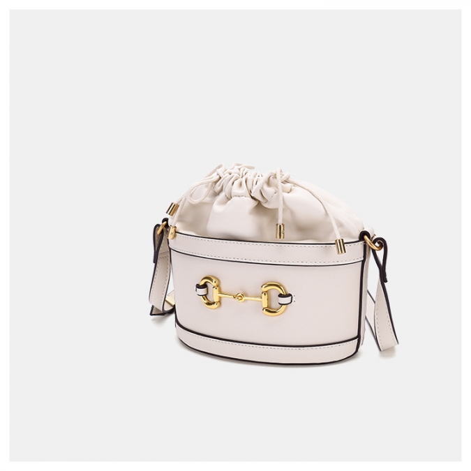 Custom Women White Color Large Size Vegan Drawstring bucket Leather Handbag 