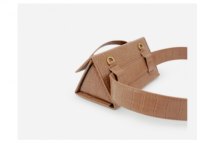 Fashion alligator pu waist bag multifunctional triangle type chain shoulder bag 